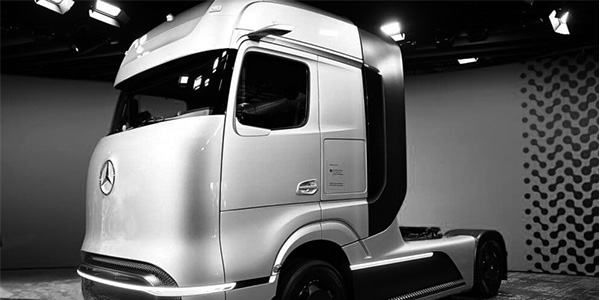 戴姆勒卡車公司表示，氫電池是未來的發(fā)展方向