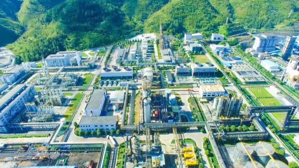 貴州首個制氫（提氫）示范項目在盤州建成，日產(chǎn)氫氣6000方.jpg