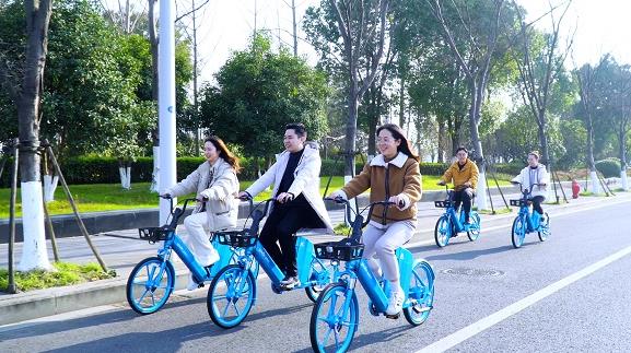 首批1000輛永安行氫能自行車系統(tǒng)在常州投運(yùn).jpg