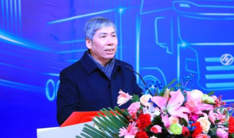 上汽紅巖鄂爾多斯基地天隆工廠投產，首批氫能重卡下線.jpg