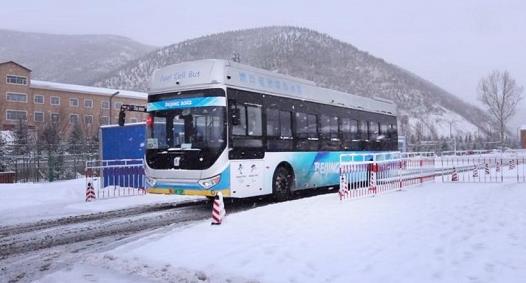 “氫”動(dòng)力“星”實(shí)力，吉利星際客車成功完成冰雪盛會(huì)護(hù)航任務(wù).jpg
