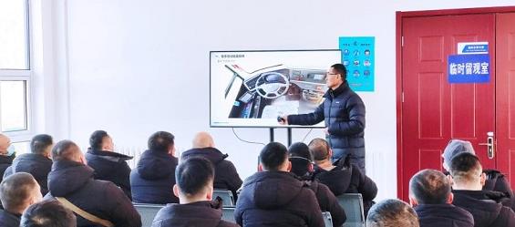 “氫”動(dòng)力“星”實(shí)力，吉利星際客車成功完成冰雪盛會(huì)護(hù)航任務(wù).jpg