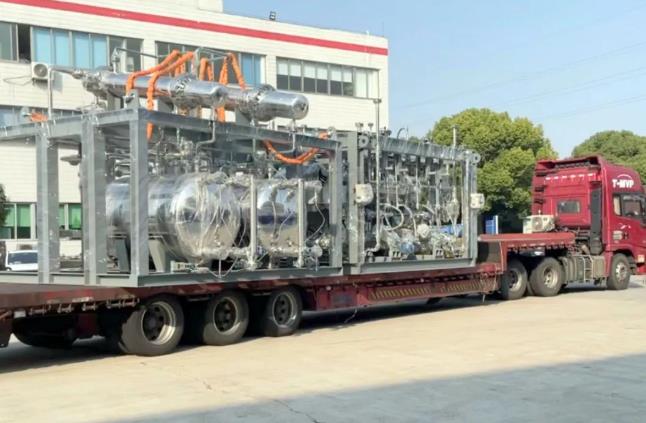 雙良新能源首套綠電制氫系統(tǒng)順利發(fā)貨！.jpg