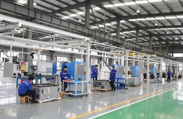 事關氫能軌道車，這家成都企業(yè)靠實力撐起“一片天”.jpg